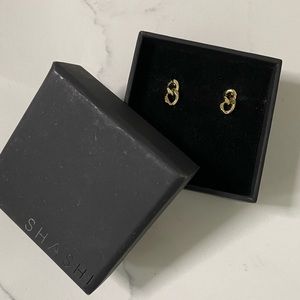 SHASHI Small Chain Link Earrings